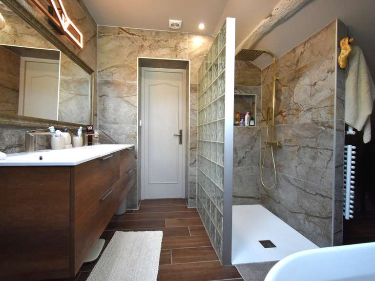 Maison Saint-Beauzeil - 5 chambres - 223m²