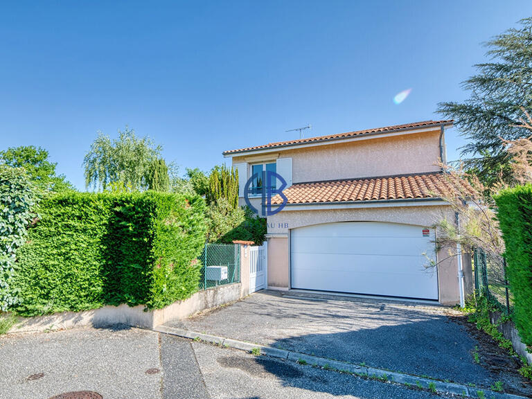 Maison Saint-Bonnet-de-Mure - 4 chambres - 138m²