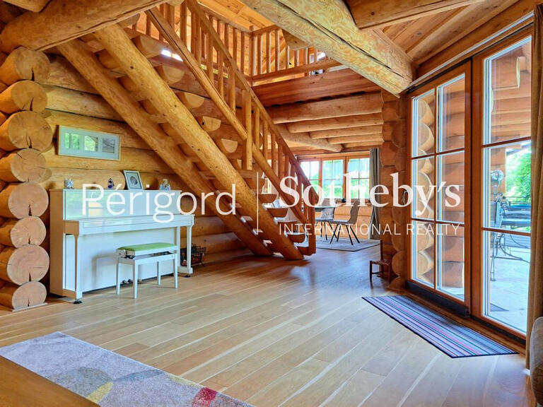 House Saint-Bonnet-Elvert - 4 bedrooms - 240m²