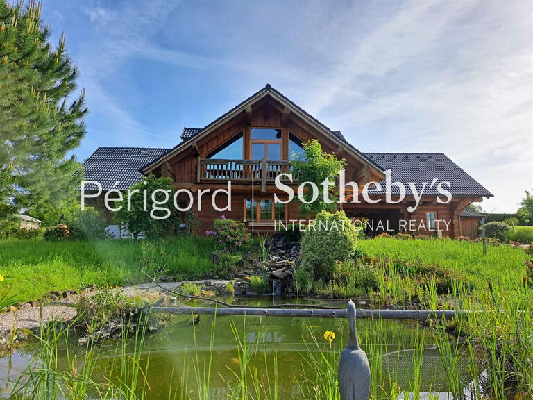 House Saint-Bonnet-Elvert - 4 bedrooms - 240m²