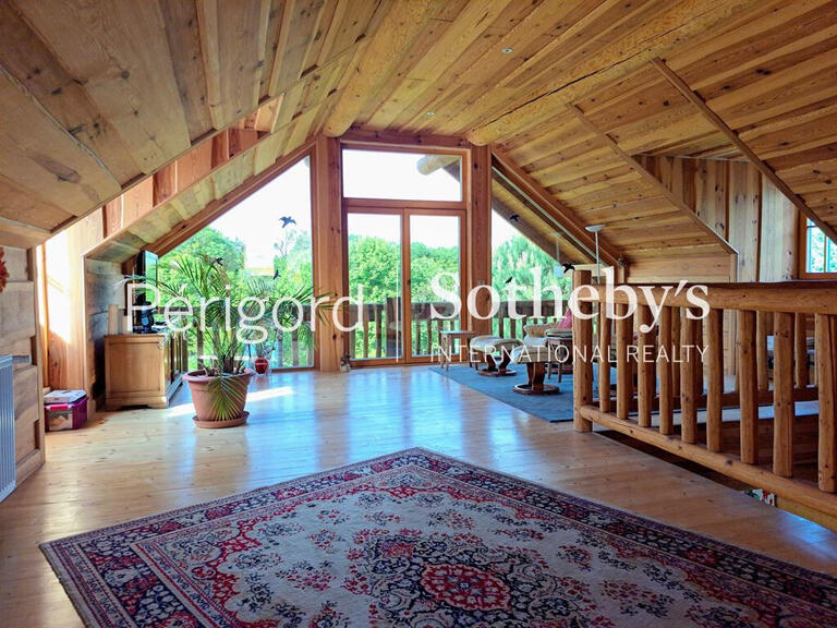 House Saint-Bonnet-Elvert - 4 bedrooms - 240m²