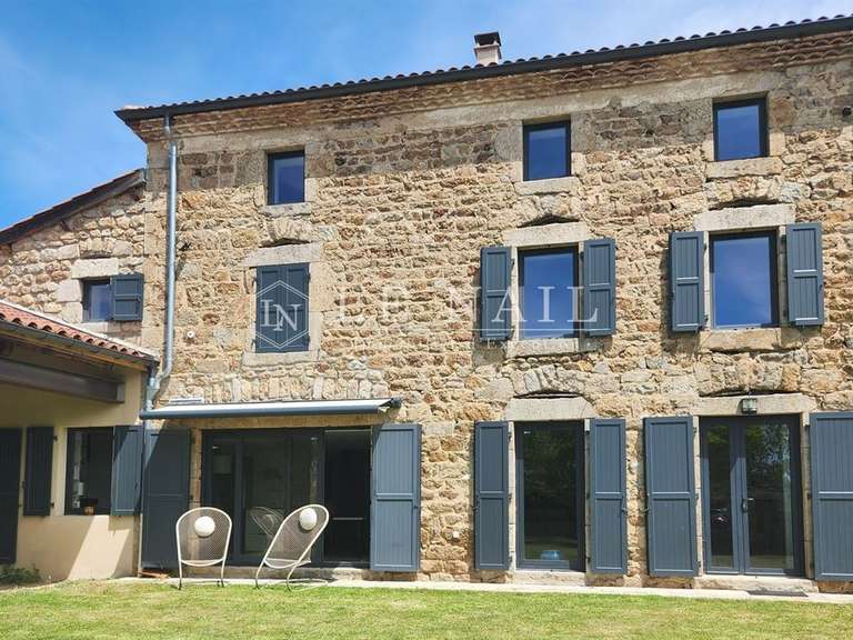 Maison Saint-Bonnet-le-Château - 5 chambres - 388m²
