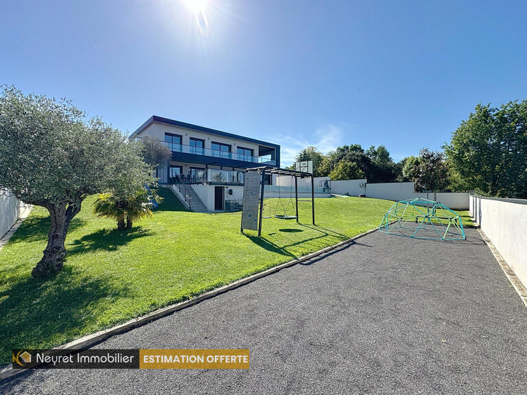 Maison Saint-Bonnet-les-Oules - 3 chambres - 281m²
