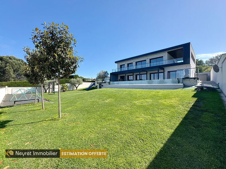 Maison Saint-Bonnet-les-Oules - 3 chambres - 281m²