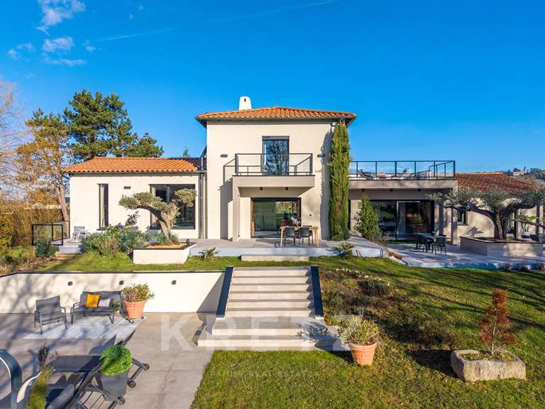 House Saint-Bonnet-les-Oules - 5 bedrooms - 339m²