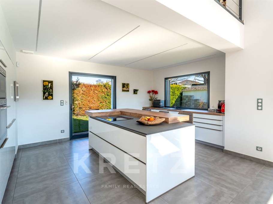 Maison Saint-Bonnet-les-Oules