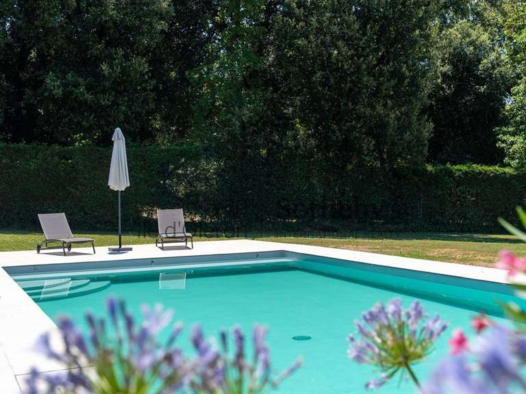 Maison Saint-Brice - 2 chambres - 208m²