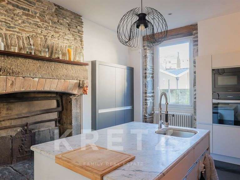 Apartment Saint-Brieuc - 3 bedrooms - 185m²