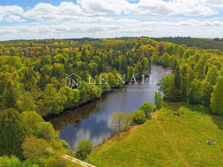 Château Saint-Brieuc - 12 chambres - 1250m²