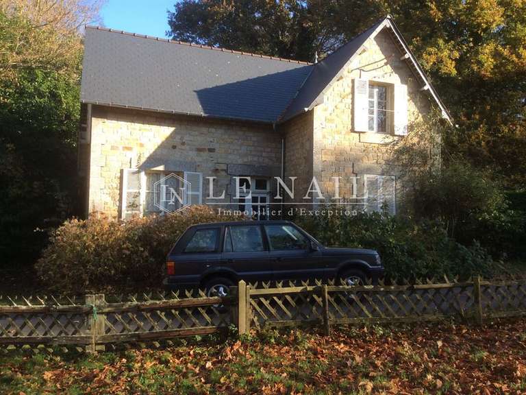 Manor Saint-Brieuc - 15 bedrooms - 818m²