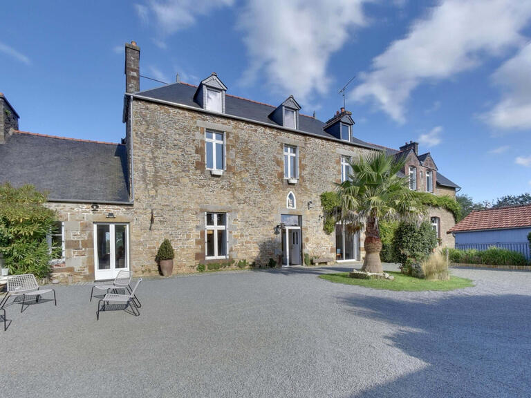 Maison Saint-Broladre - 325m²