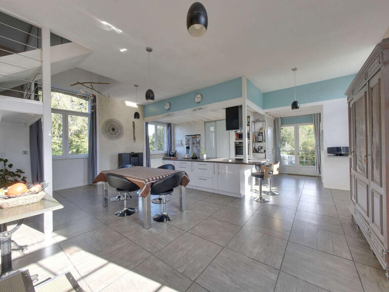 Maison Saint-Broladre - 325m²