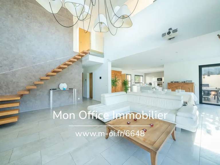 Maison Saint-Cannat - 3 chambres - 168m²