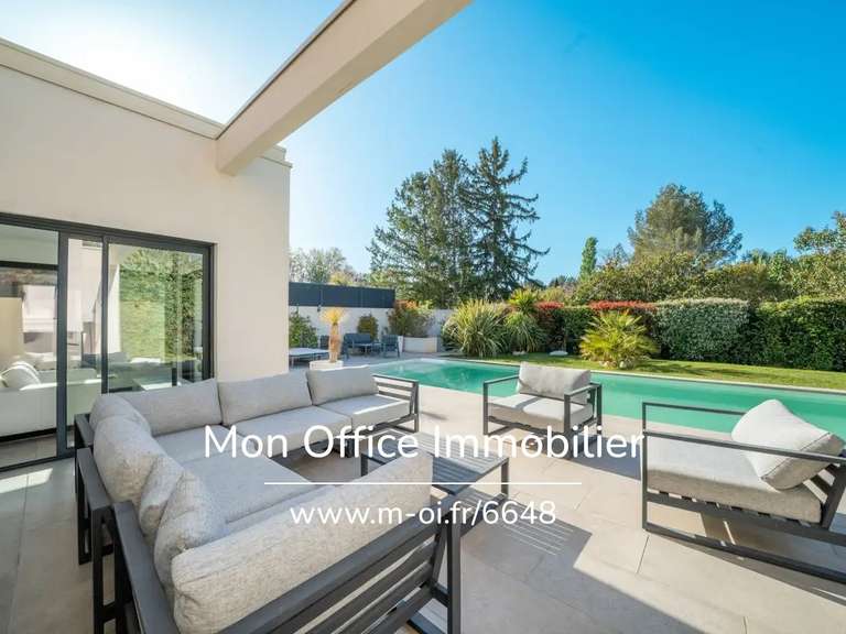 Maison Saint-Cannat - 3 chambres - 168m²