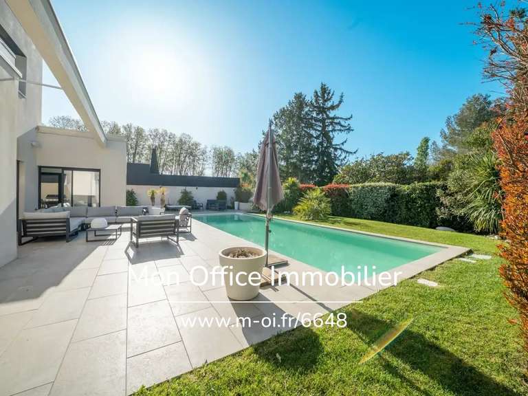Maison Saint-Cannat - 3 chambres - 168m²