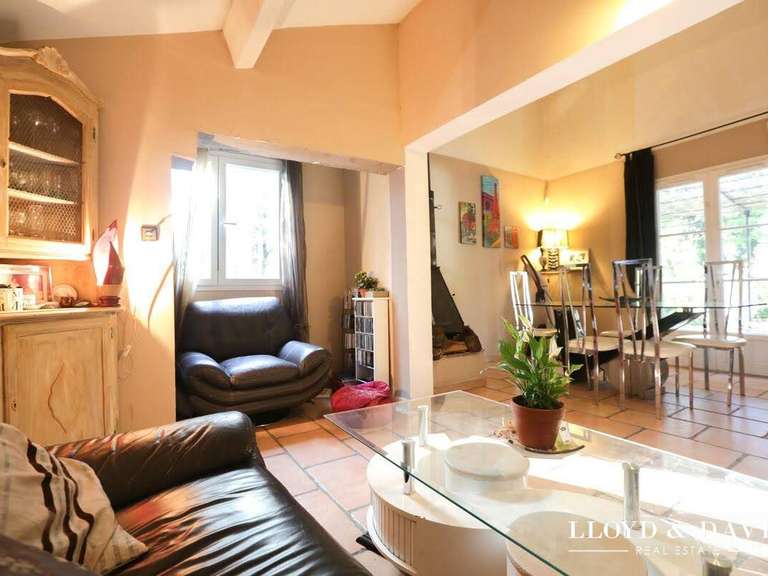 Maison Saint-Cannat - 2 chambres - 83m²