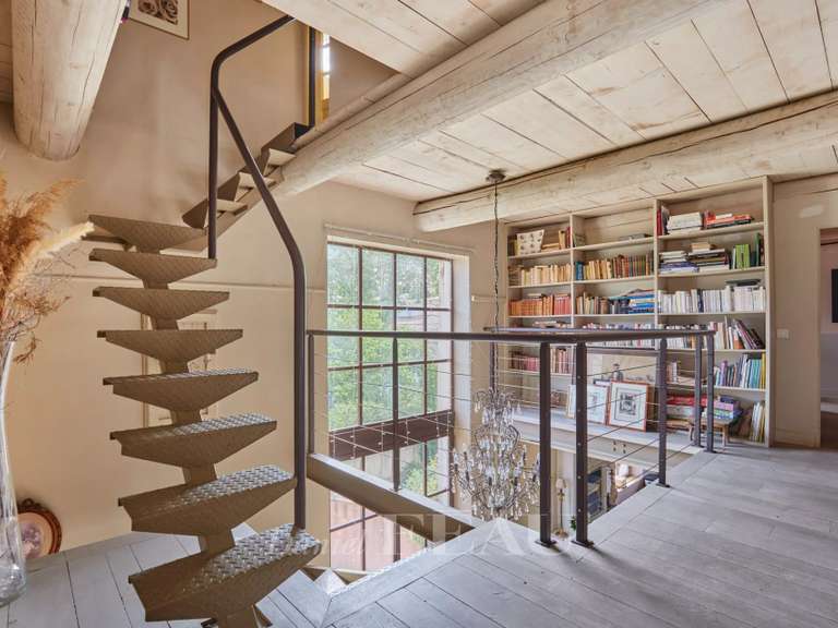 Maison Saint-Cannat - 6 chambres - 289m²