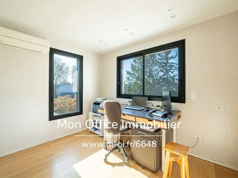 Maison Saint-Cannat - 3 chambres - 168m²
