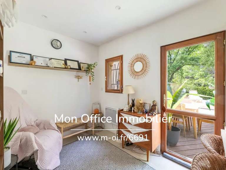 Maison Saint-Cannat - 3 chambres - 102m²
