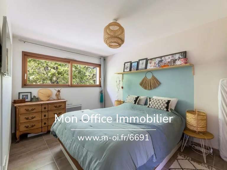 Maison Saint-Cannat - 3 chambres - 102m²