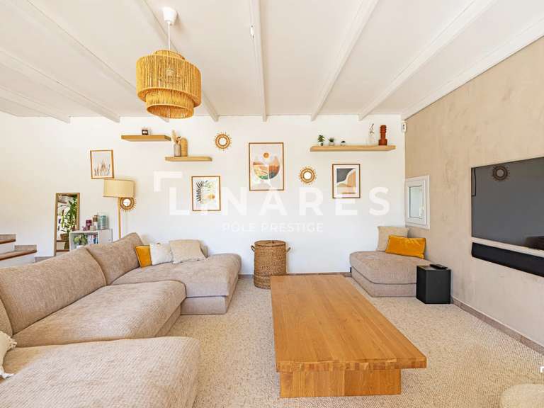 Maison Saint-Cannat - 5 chambres - 220m²