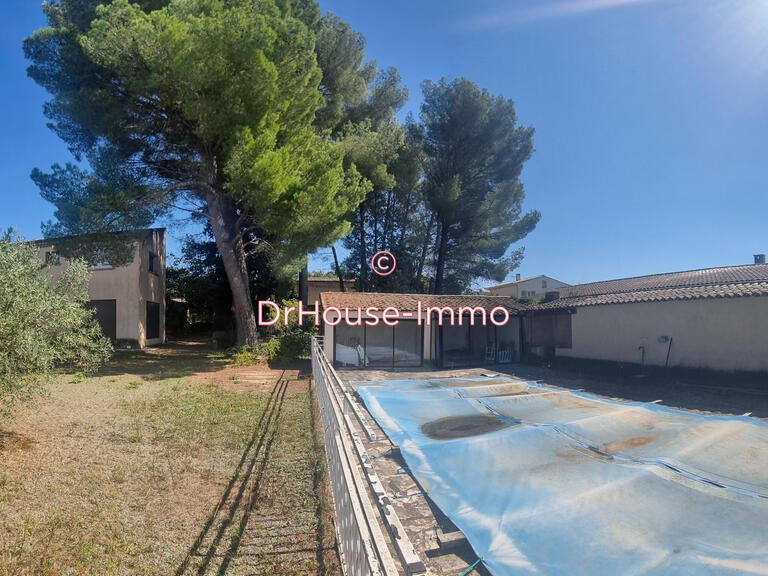 Terrain Saint-Cannat - 4 chambres - 141m²