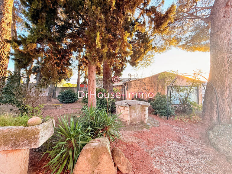 Villa Saint-Cannat - 4 bedrooms - 147m²
