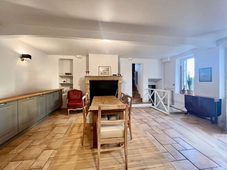 Maison Saint-Caprais-de-Bordeaux - 3 chambres - 150m²