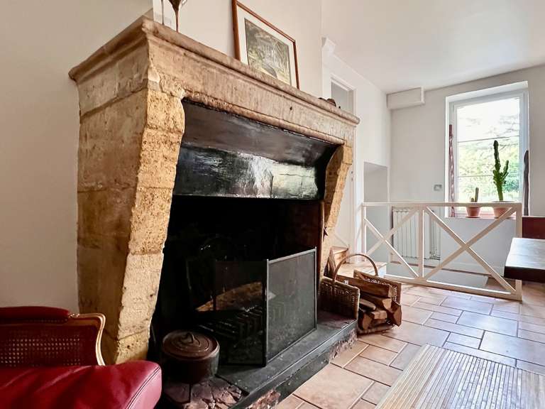 Maison Saint-Caprais-de-Bordeaux - 3 chambres - 150m²