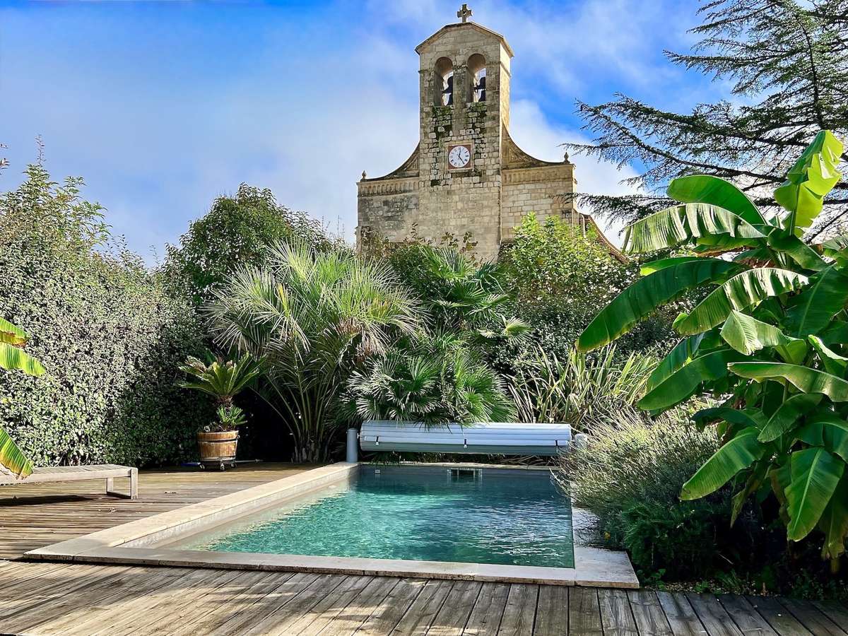 House Saint-Caprais-de-Bordeaux