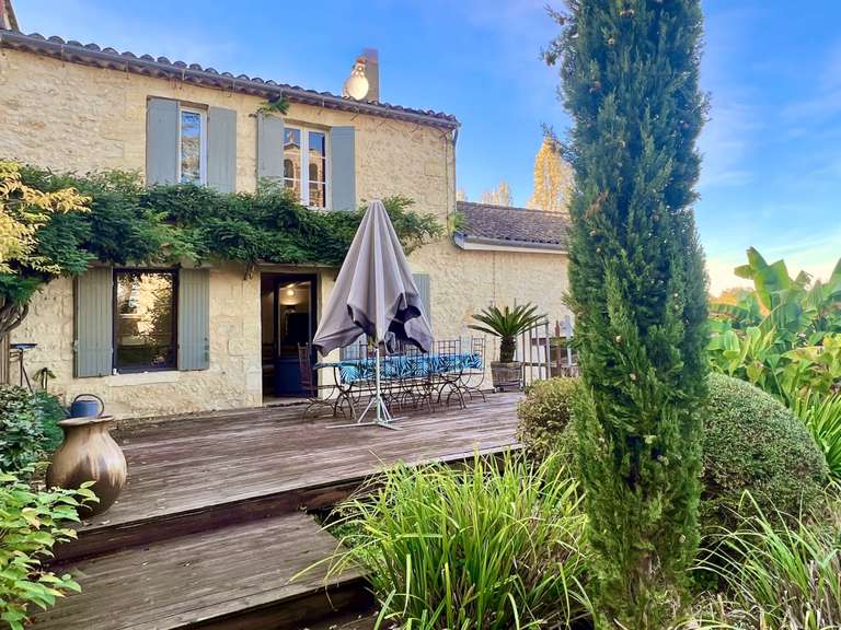 Maison Saint-Caprais-de-Bordeaux - 3 chambres - 150m²