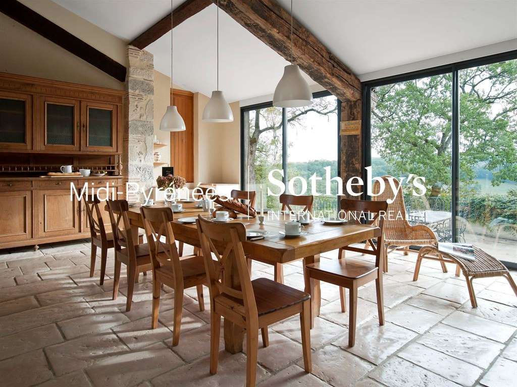 Château Saint-Caprais-de-Lerm