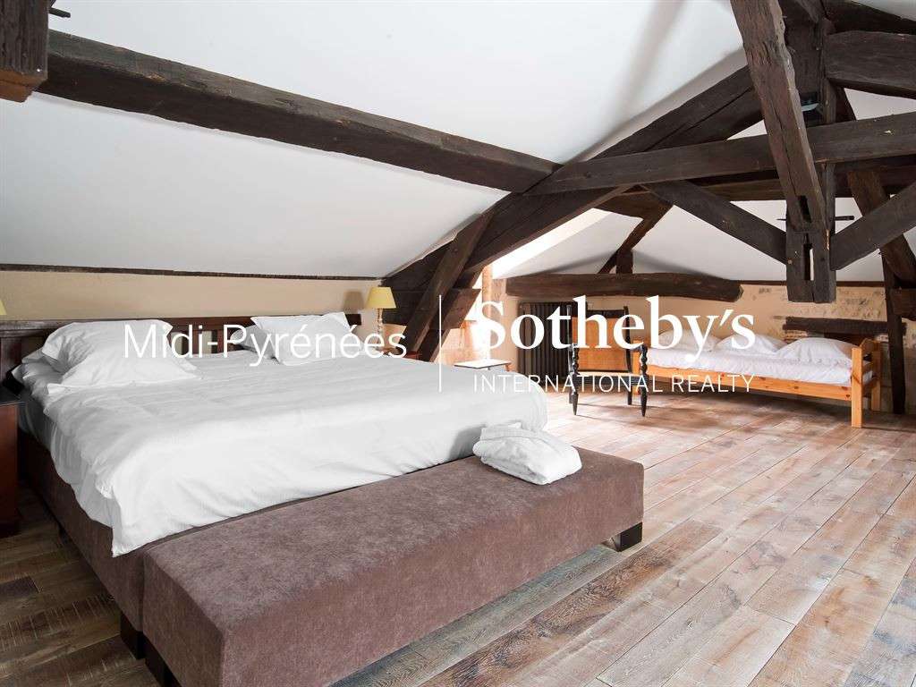 Château Saint-Caprais-de-Lerm