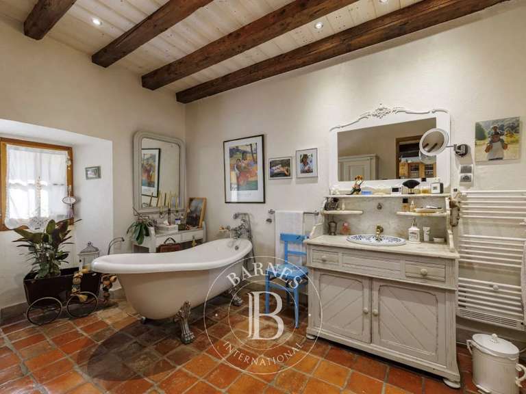 Château Saint-Cergues - 3 chambres - 472m²