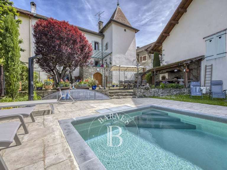 Château Saint-Cergues - 3 chambres - 472m²