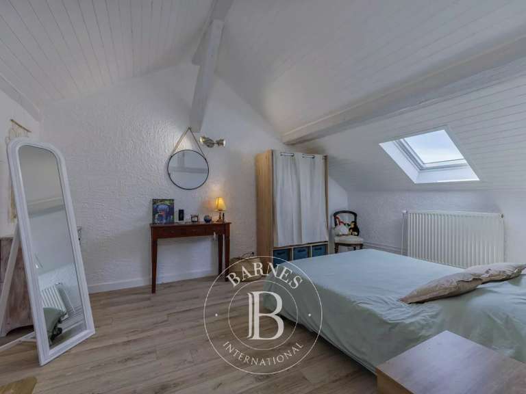 Château Saint-Cergues - 3 chambres - 472m²