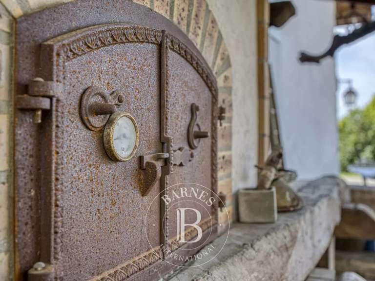 Château Saint-Cergues - 3 chambres - 472m²