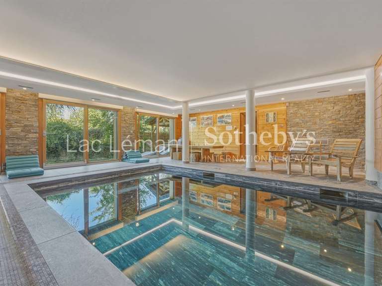 Maison Saint-Cergues - 5 chambres - 345m²