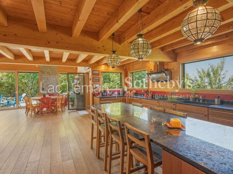 Maison Saint-Cergues - 5 chambres - 345m²
