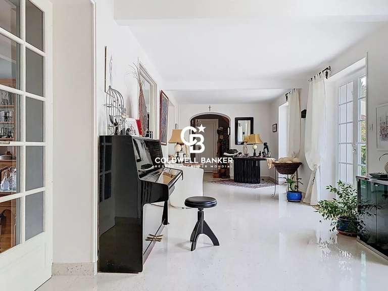 Maison Saint-Césaire - 5 chambres - 420m²