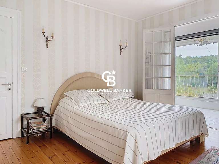 Maison Saint-Césaire - 5 chambres - 420m²