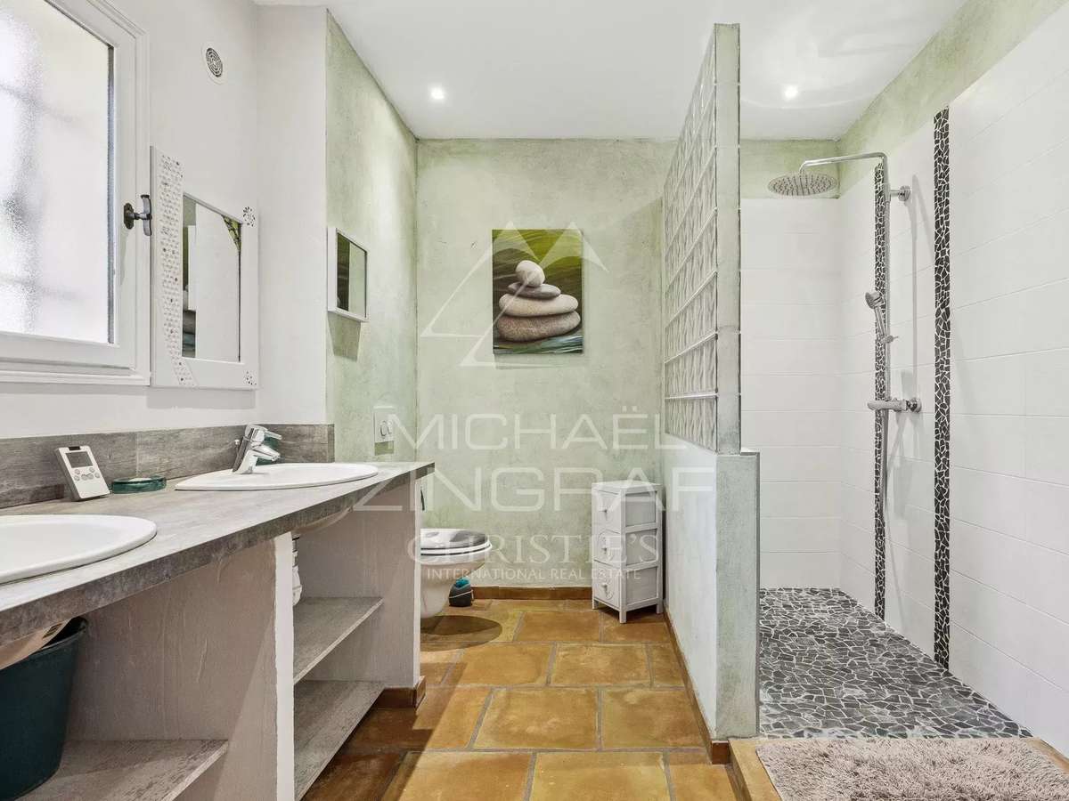 Maison Saint-Cézaire-sur-Siagne