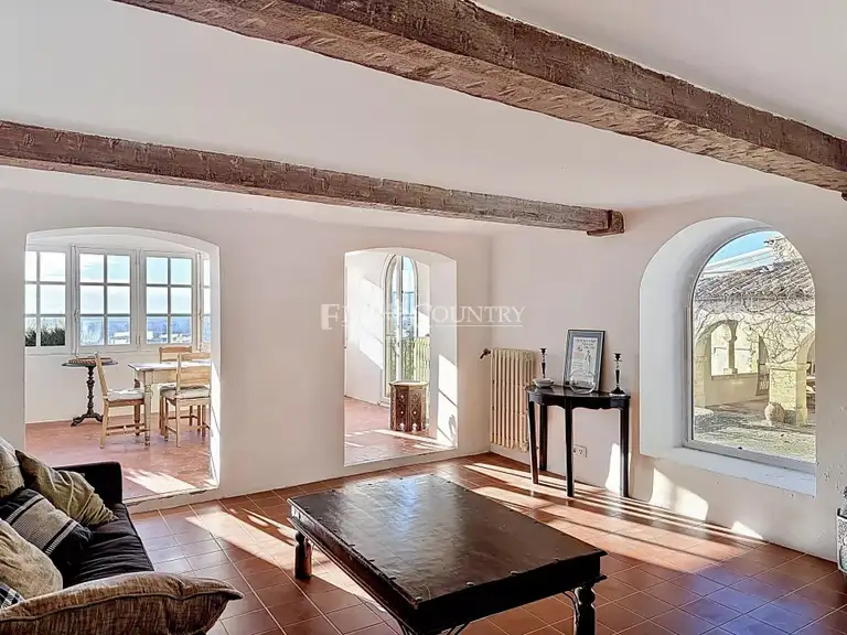 Maison Saint-Cézaire-sur-Siagne - 10 chambres - 536m²