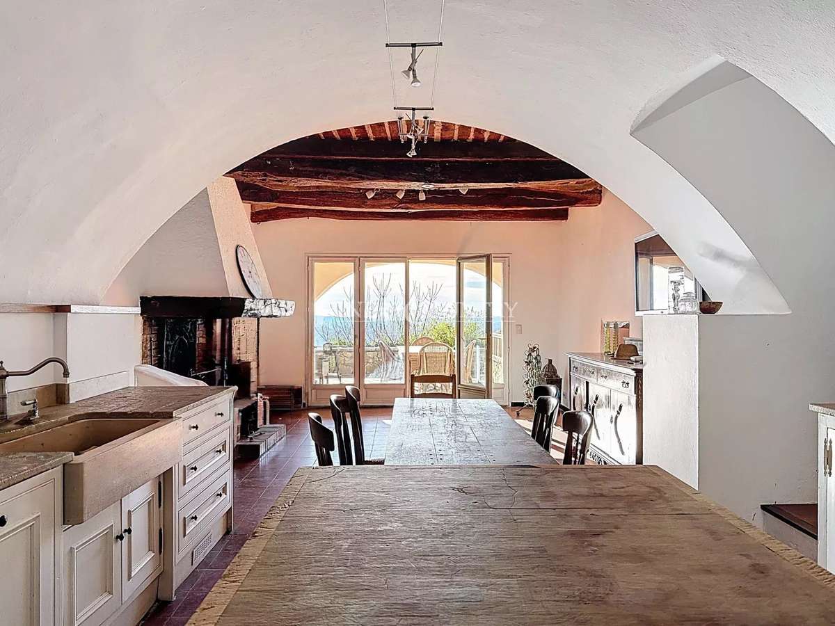 Maison Saint-Cézaire-sur-Siagne