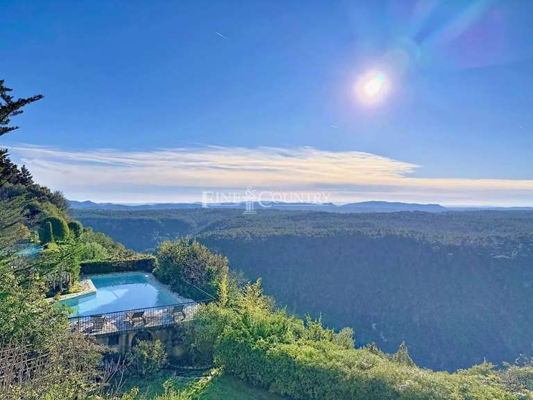 Maison Saint-Cézaire-sur-Siagne - 10 chambres - 536m²