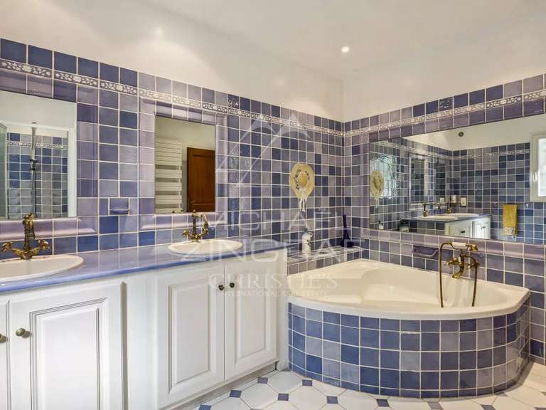 House Saint-Cézaire-sur-Siagne - 4 bedrooms - 173m²