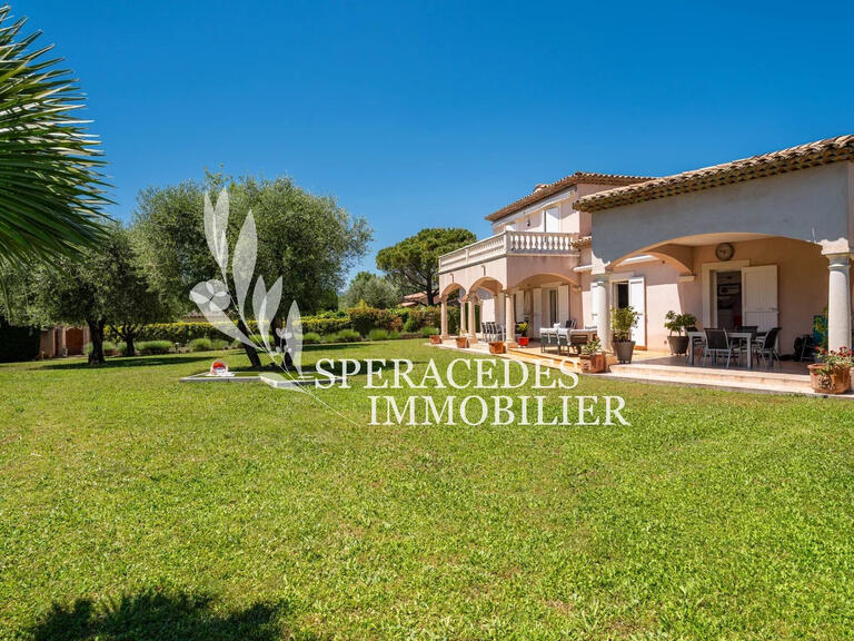 Villa Saint-Cézaire-sur-Siagne - 3 chambres - 189m²