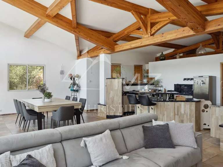 Villa Saint-Cézaire-sur-Siagne - 4 bedrooms - 146m²