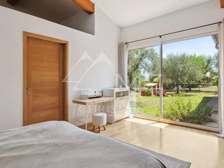 Villa Saint-Cézaire-sur-Siagne - 4 bedrooms - 146m²