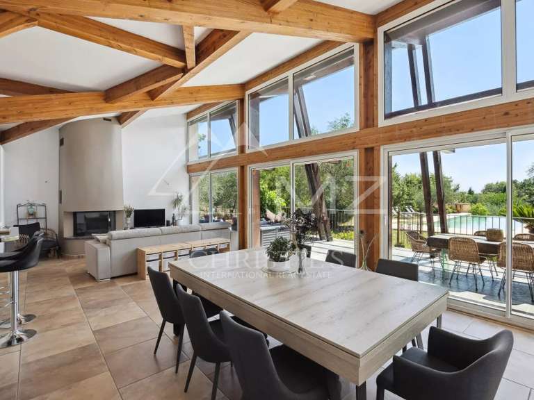 Villa Saint-Cézaire-sur-Siagne - 4 bedrooms - 146m²